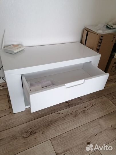 Тумбочка Бэлла