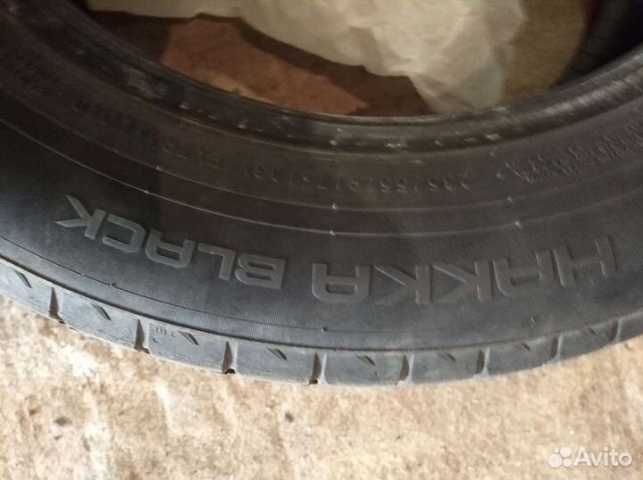 Nokian Tyres Hakka Black 235/55 R17