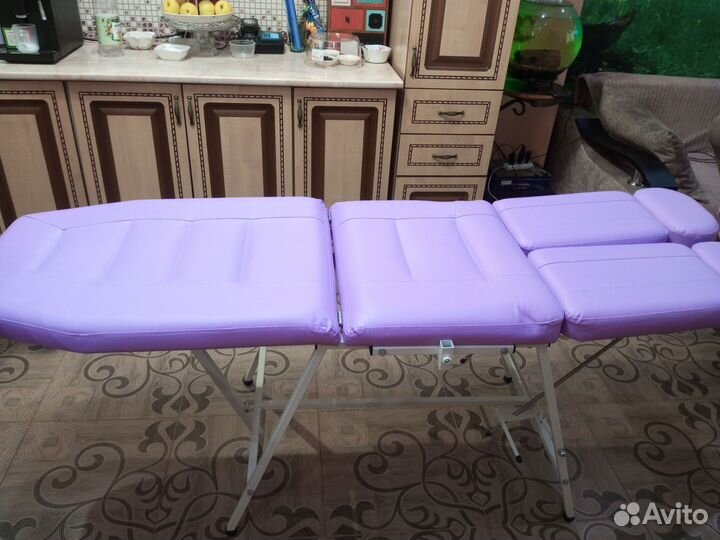 Стул для мастера педикюра