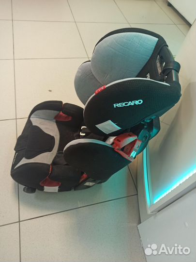 Детское автокресло 15 до 36 кг recaro