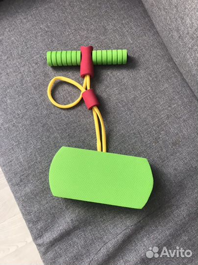 Тренажер для прыжков детский