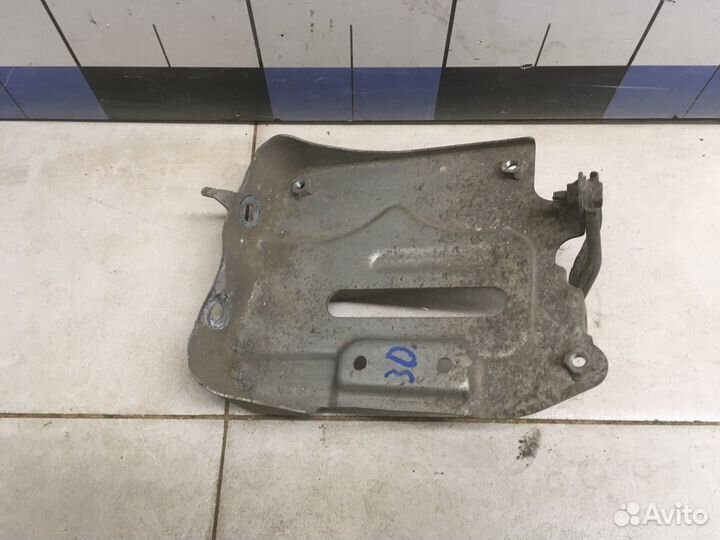 Кронштейн блока управления двигателем Lancer (CX,C