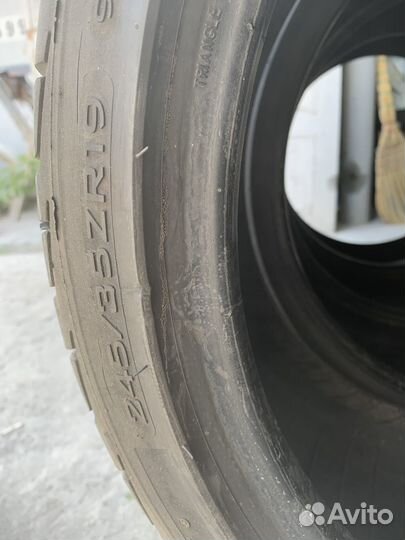 Triangle TR968 245/35 R19