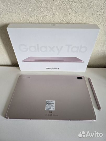 Samsung galaxy tab S7 FE 128 Гб с клавиатурой