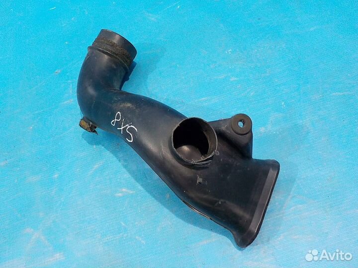 Патрубок воздушного фильтра toyota Avensis (T250)