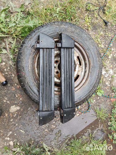 Крепление для лыж на багажник