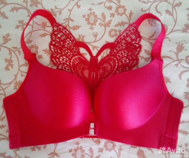 Бюстгалтер новый