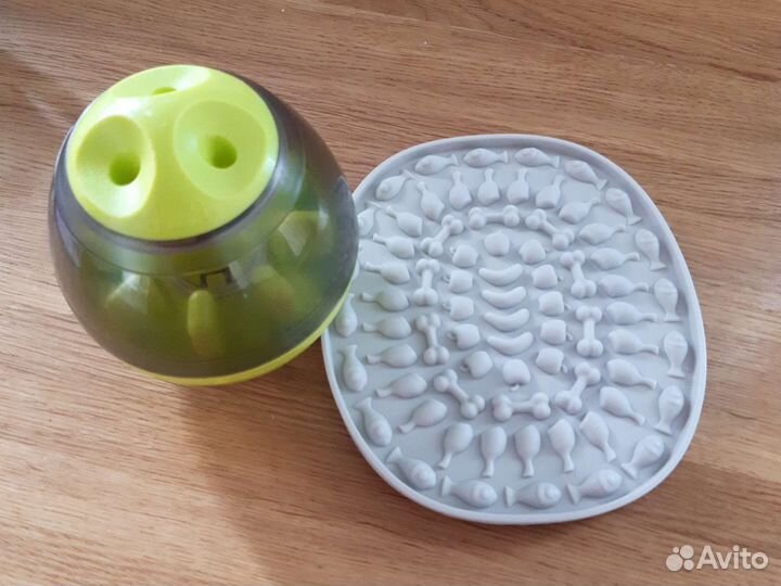 Игрушка кормушка для собак/кошек +коврик