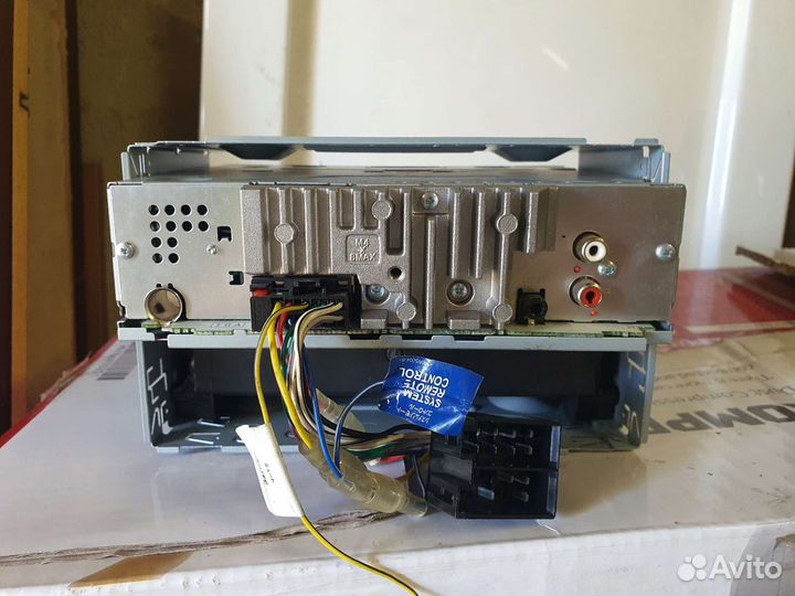 Продается магнитола Pioneer 4300ub