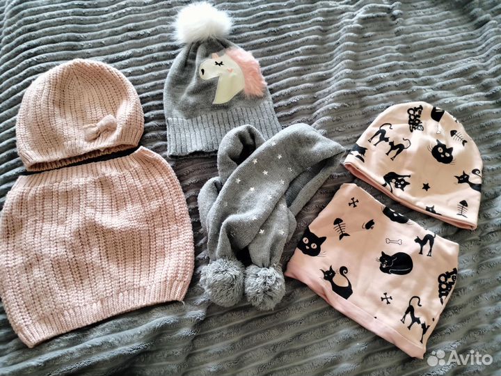 Комплект шапка и шарф, снуд для девочки