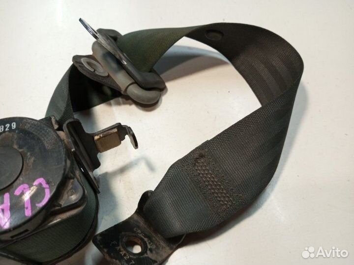 Ремень безопасности задний правый Kia Clarus седан