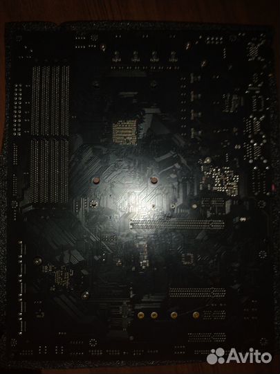 Asrock X370 Taichi неисправная