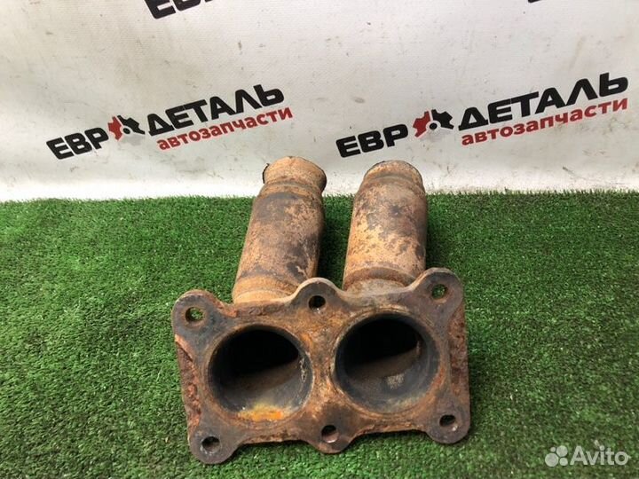 Приемная труба глушителя Skoda Octavia A5 седан