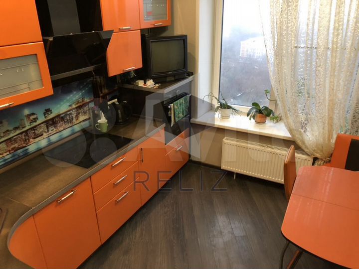 2-к. квартира, 58,3 м², 15/17 эт.