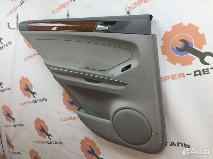 Обшивка двери задняя левая Mercedes-Benz Ml W164