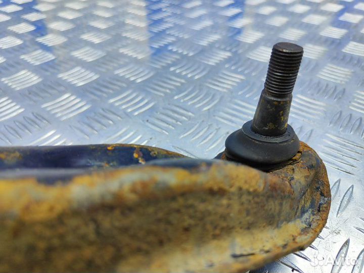 Рычаг передний левый Nissan Almera N16 1.5 QG15DE