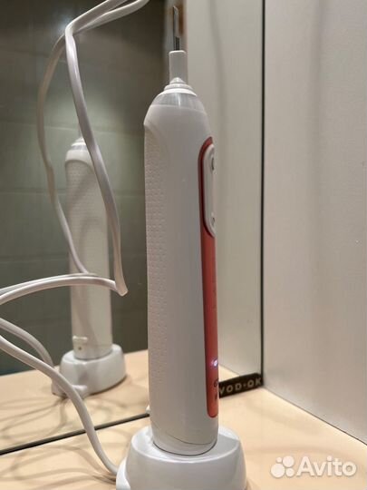 Зубная щетка Oral-B Genius X 20000 Rose Gold