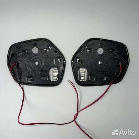 Полотна зеркал Honda Vezel R1804