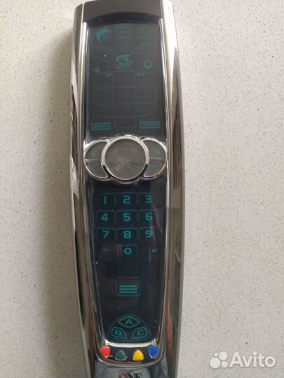 Универсальный пульт дистанционного управления