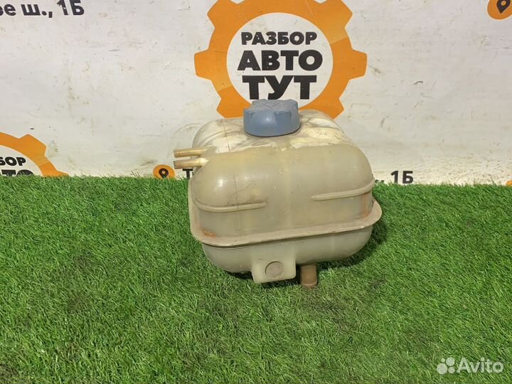 Расширительный бачок Волга