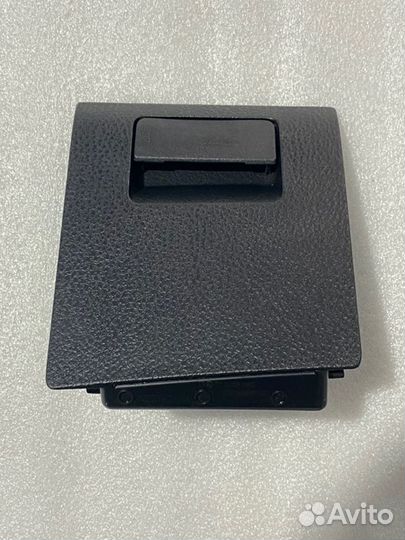 Бардачок торпеды левый Toyota Camry V70/V75