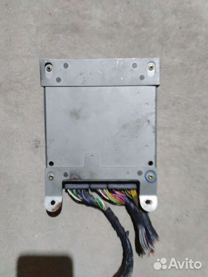 Блок управления двигателем Mazda 323 BA E2T86771M2