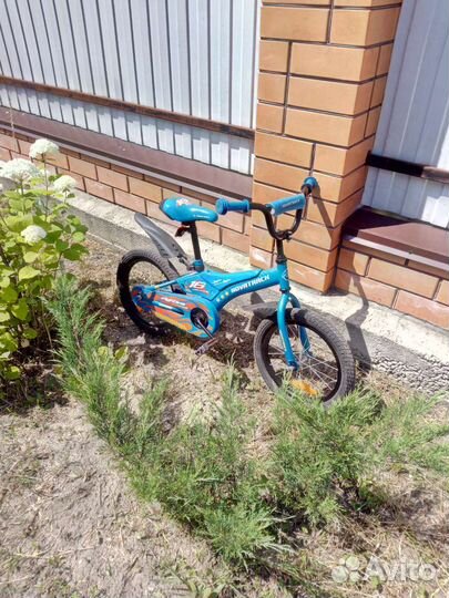 Детский велосипед Novatrack 16