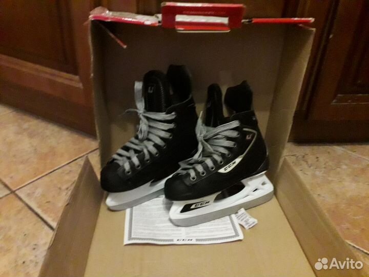 Коньки хоккейные детские 34 размер