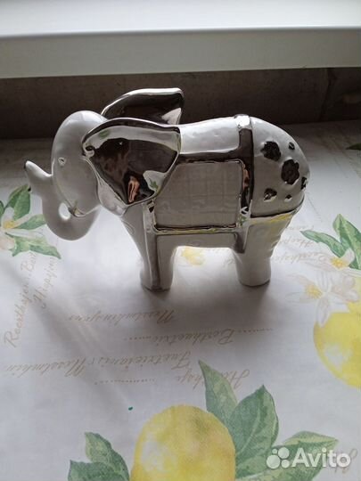 Продам фигура слон
