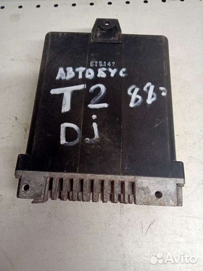Блок управления двигателем Т2 DJ 025906021F