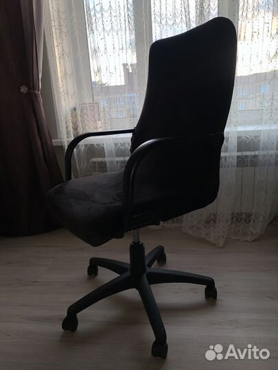 Компьютерное кресло