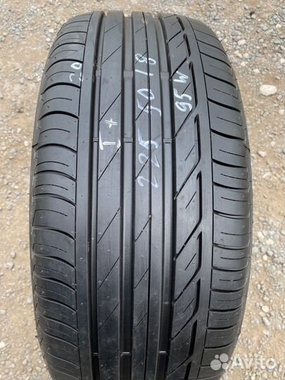 Bridgestone Turanza T001 225/50 R18 95W