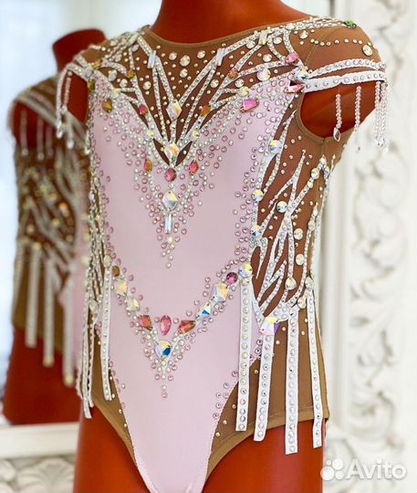 Аренда купальника по художественной гимнастике