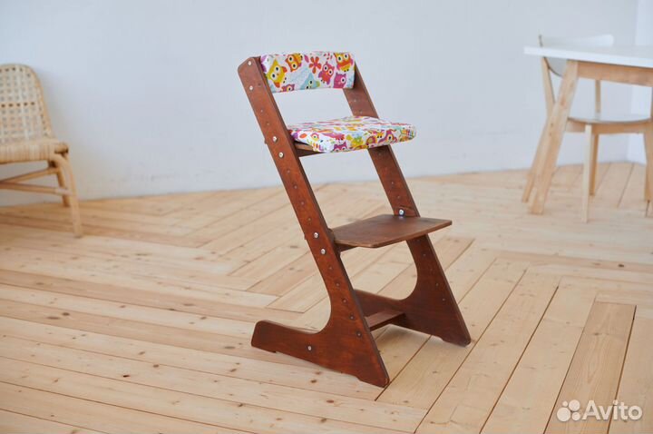Детский растущий стул