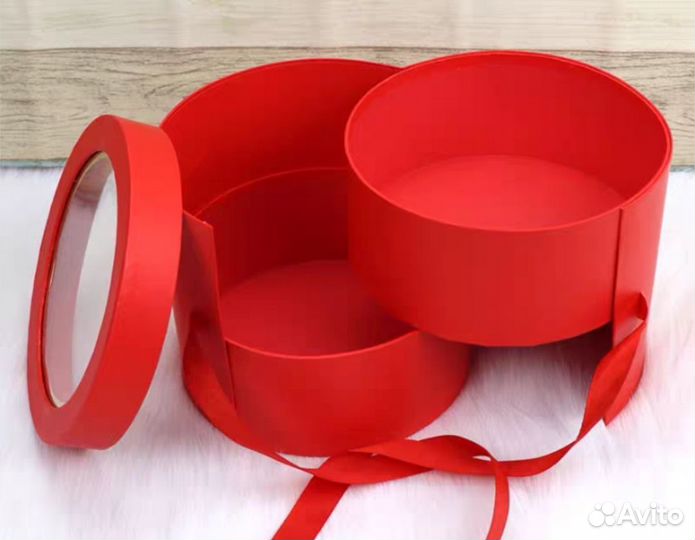 Ярусная подарочная коробка в наличии