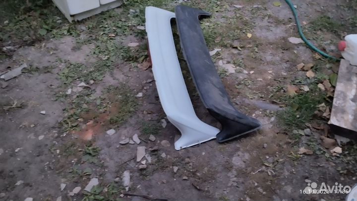 Спойлер универсальный на ваз 2110-2115