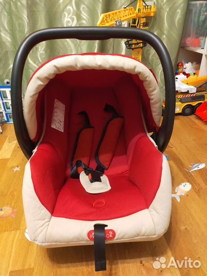 Детское автокресло (автолюлька) parusok