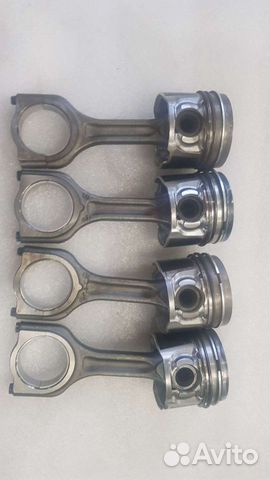 Поршень с шатуном Пежо/Ситроен 1.6 HDI