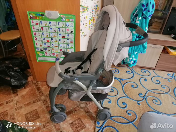 Прогулочная коляска