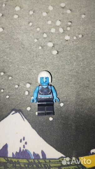 Lego minifigures из набора DC Super Heroes 76098