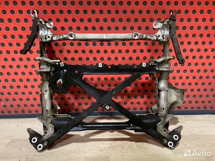 Балка подвески передняя (подрамник) Porsche Macan