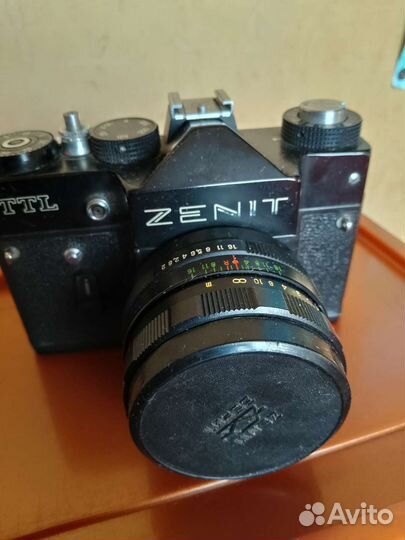 Пленочный фотоаппарат зенит СССР