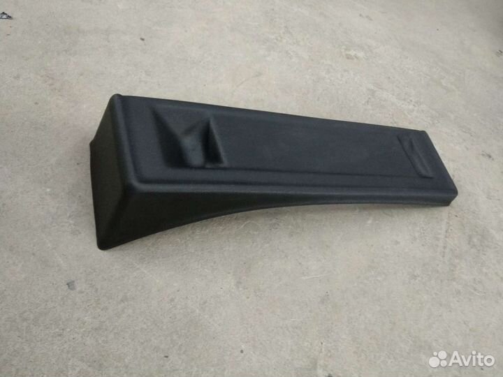 Рамка (подиум) под номер для Mitsubishi Lancer X