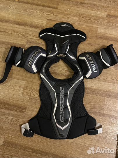 Нагрудник хоккейный