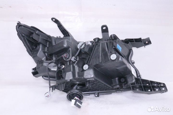 Фара левая новая ориг Toyota Land Cruiser Prado