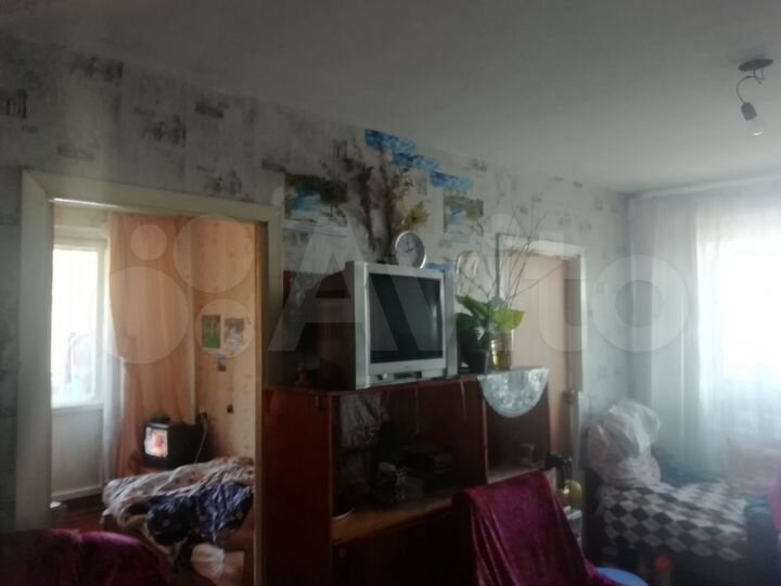 4-к. квартира, 65 м², 3/3 эт.