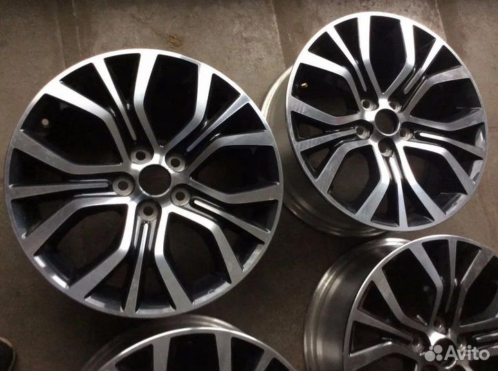 Диски Mitsubishi Outlander R18 5*114.3#14Ж