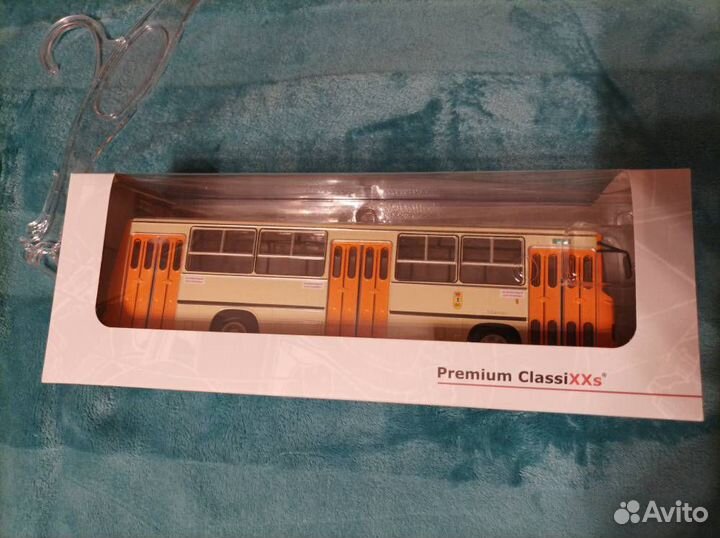 Автобус модель Ikarus 260 BVG