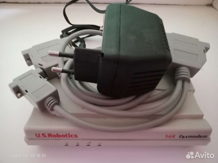 Модем U.S.Robotics 56K Faxmodem