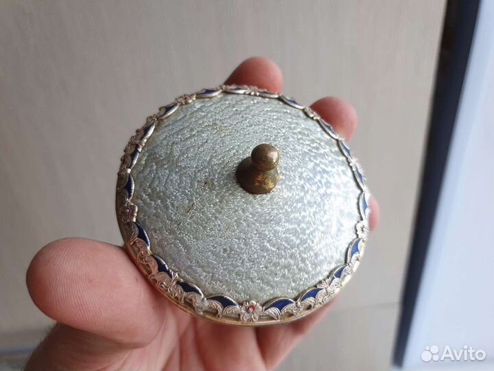 Пудреница эмалированная СССР